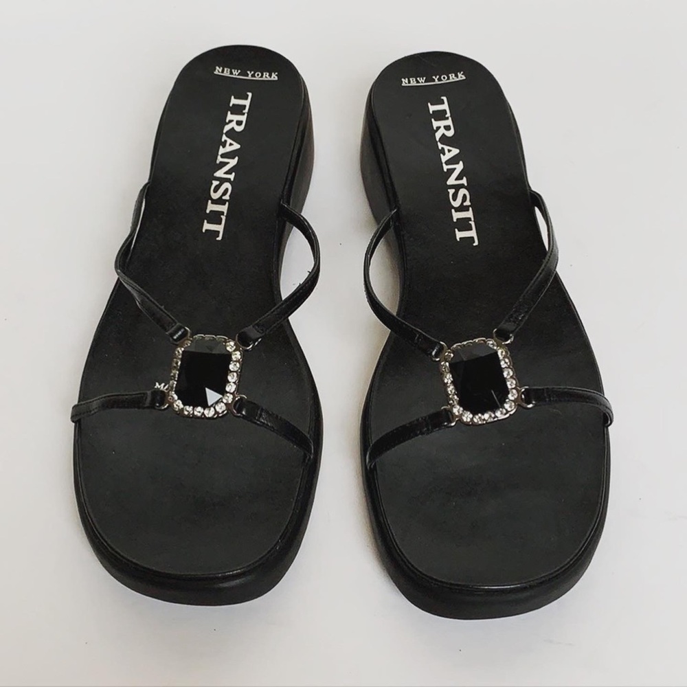 NY TRANSIT Black Platform Sandals w/ Rhinestones